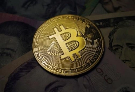豁然开朗！比特币兑美金价格实时行情（实时追踪比特币兑美元价格波动，掌握数字货币市场动态）